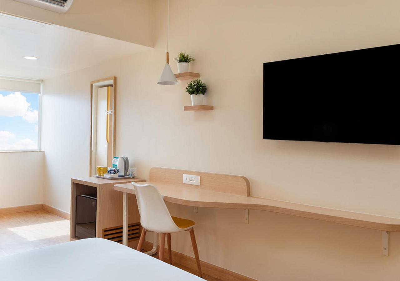 Bloom Hotel Financial District Χιντεραμπάντ Εξωτερικό φωτογραφία